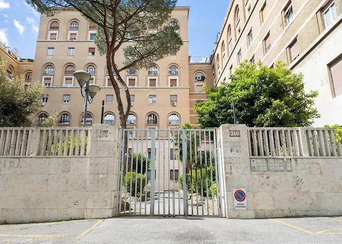 La Finestra Sul Giardino 348 Apartment *